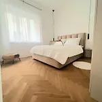 Apartment Tivoli